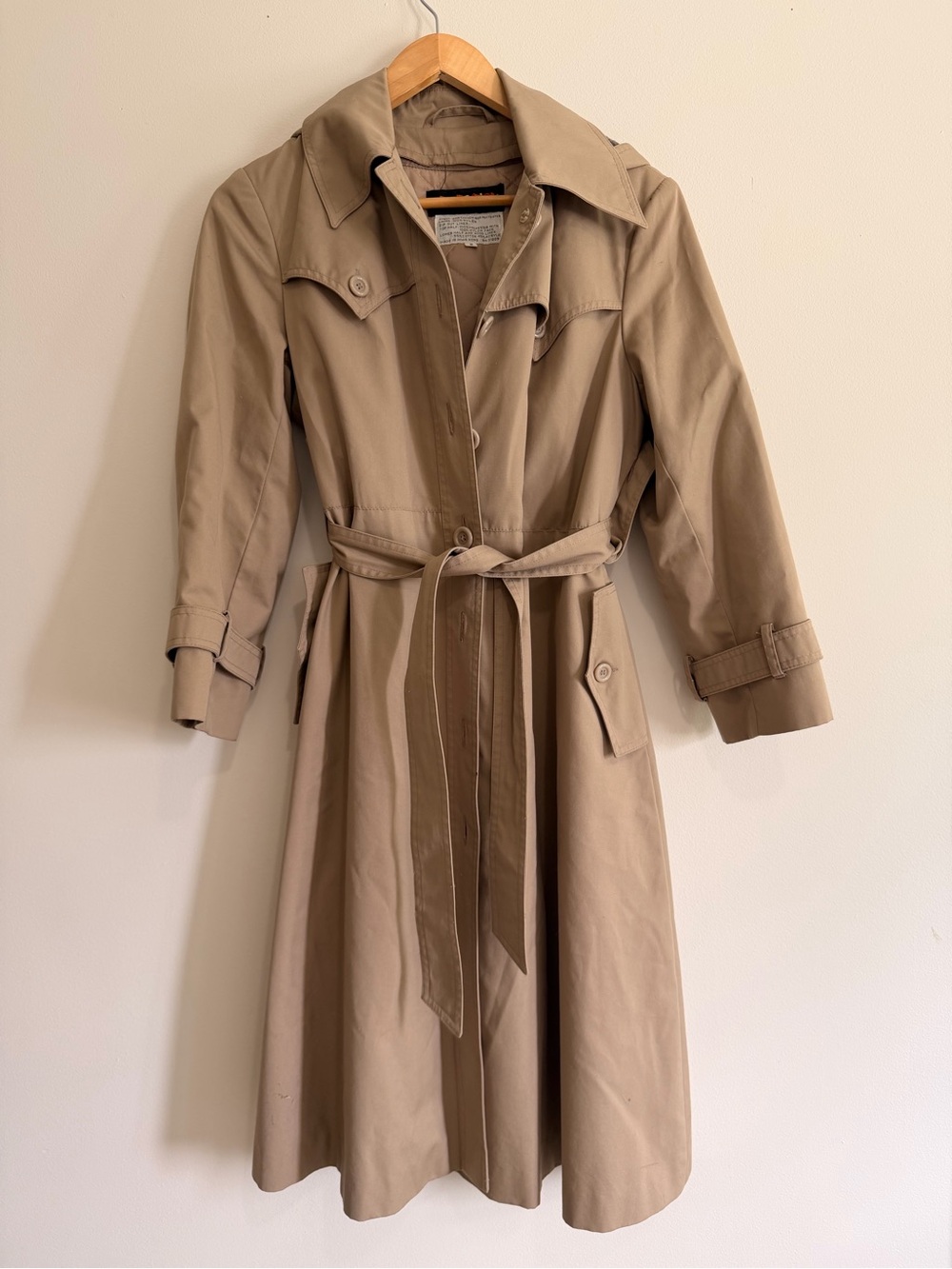 Vintage belted trench coat plaid liner
